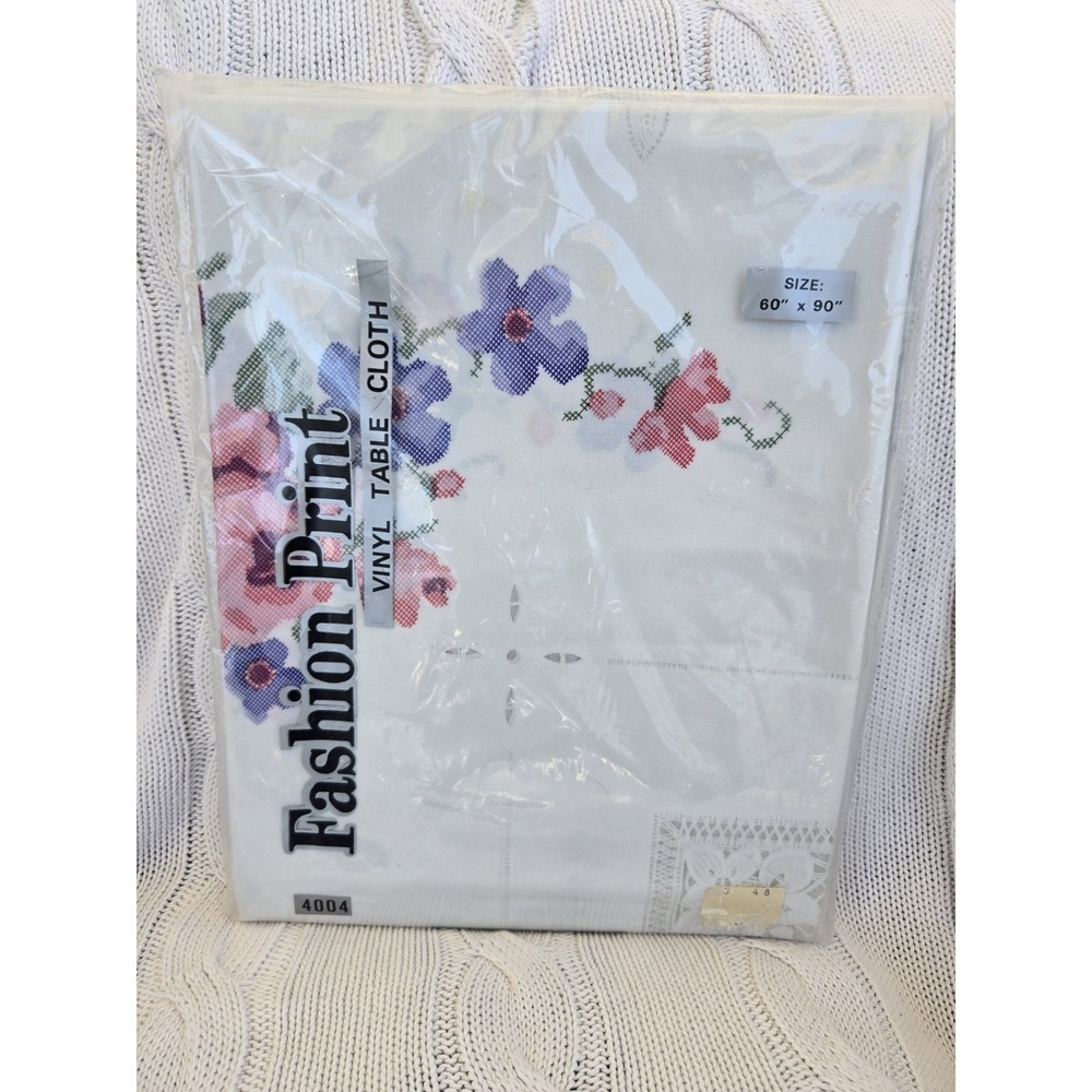 Vintage Floral Vinyl Tablecloth 60x90 White Lace Farmhouse Cottagecore